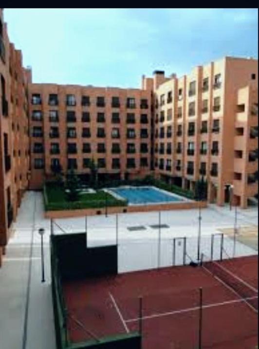 En Madrid, A Unos Minutos Del Aeropuerto Airport Barajas, Plenilunio, Estadio De Futbol Metropolitano, Feria De Madrid, Clinica Navarra Eksteriør bilde