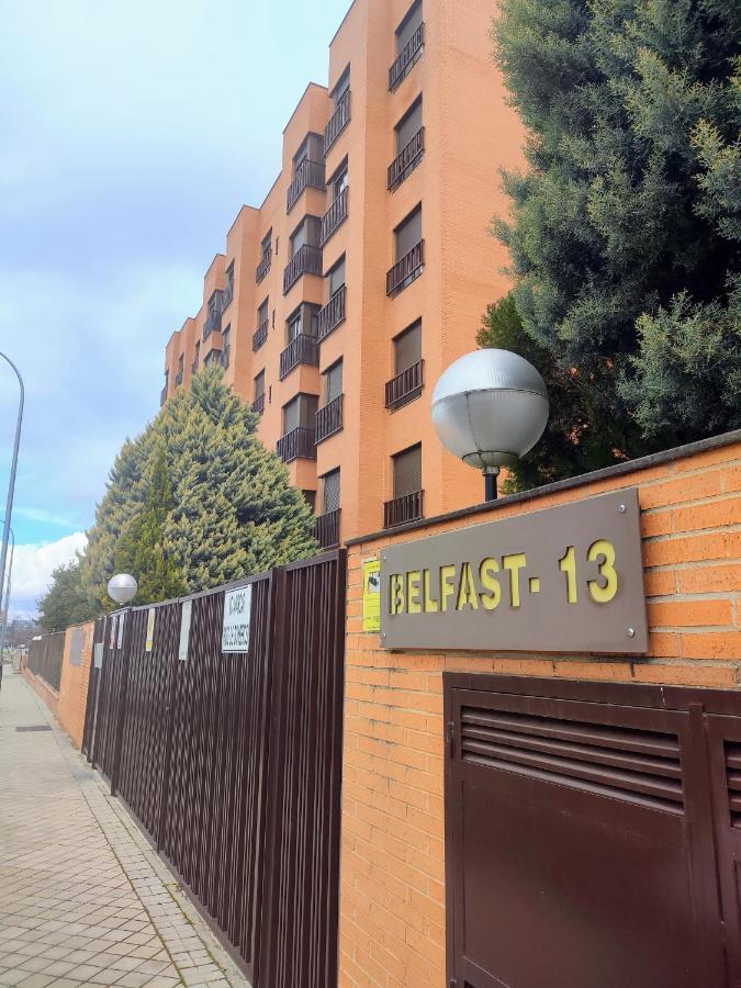 En Madrid, A Unos Minutos Del Aeropuerto Airport Barajas, Plenilunio, Estadio De Futbol Metropolitano, Feria De Madrid, Clinica Navarra Eksteriør bilde